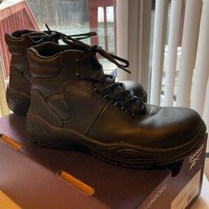 Reebok Chukka Boot - military or police - winter boot